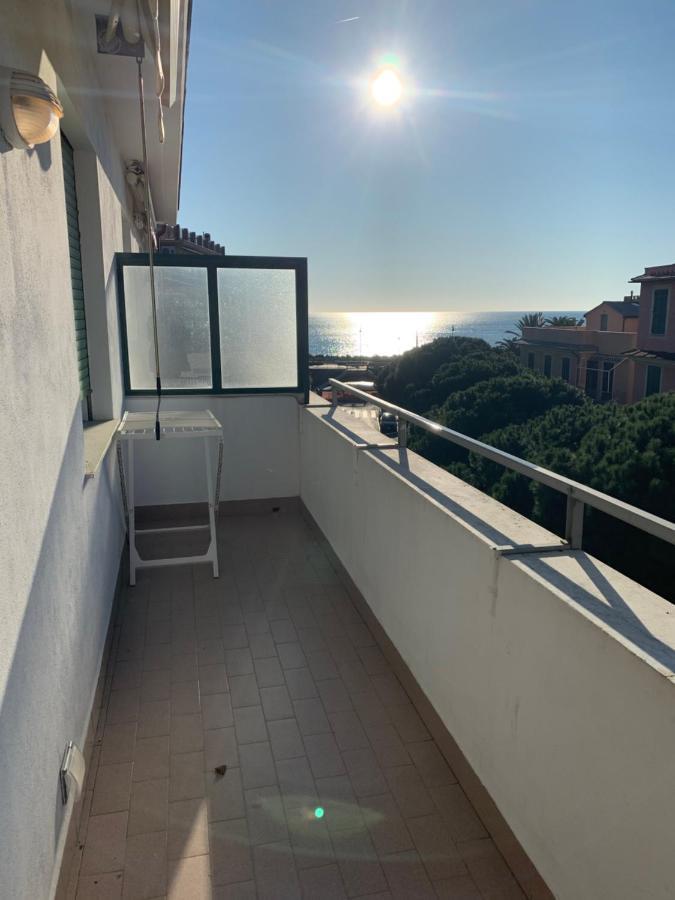 Casa Bianca 6 - Confortevole In Centro A Монелья Экстерьер фото